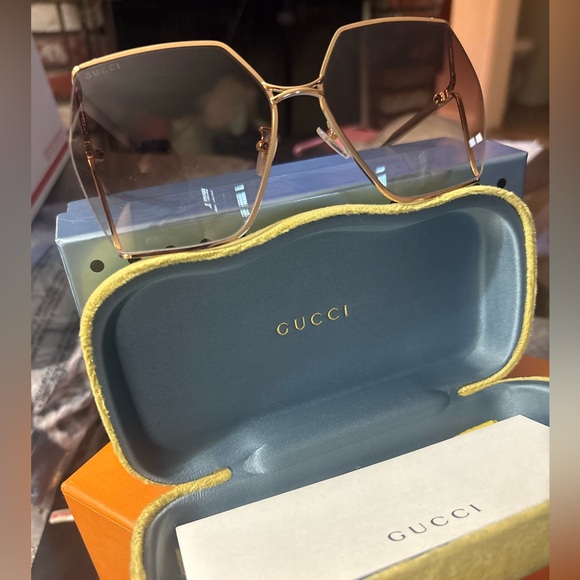Gucci Gold and Brown Women\'s Sunglasses OVERSIZED MARMONT SUNGLASSES main image 13